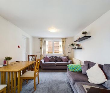 1 bedroom flat to rent - Photo 6