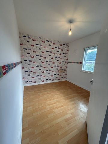 2 Bed Semi-Detached House, Betley Grove, B33 - Photo 2
