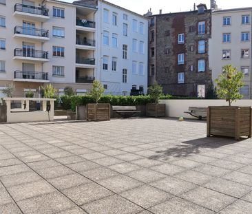 Location Appartement 3 pièces 64m² ST ETIENNE 42100 - Photo 2