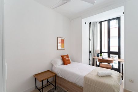 Calle de Luisa Fernanda, Madrid, Community of Madrid 28008 - Photo 4