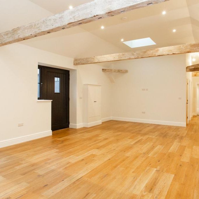 2 bedroom terraced house to rent - Photo 1