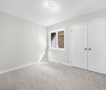 For Lease - 15 LAWRENCE D. PRIDHAM Avenue, New Tecumseth, Ontario - Photo 6