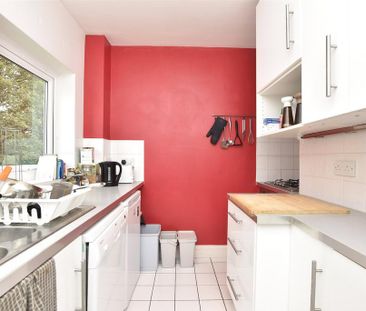 2 bedroom apartment to rent - Photo 6