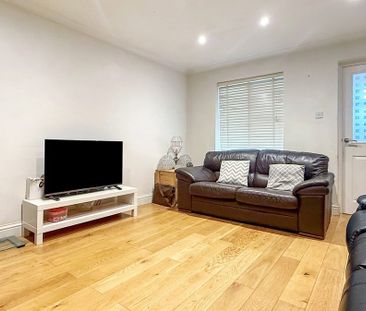 4 bedroom house to rent - Photo 1