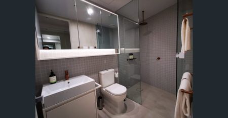 Fully Furnished Apartment Closes to Everything - Photo 2