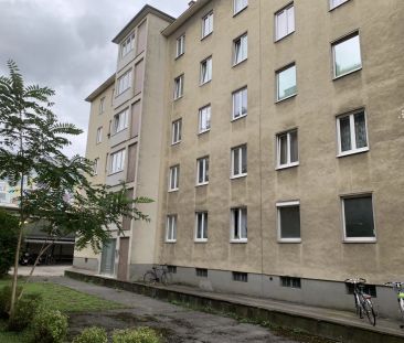Entzückende Wohnung in ausgezeichneter Lage! - Foto 2