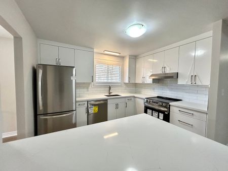 For Lease - 48 Ormond Street, Thorold, Ontario - Photo 5