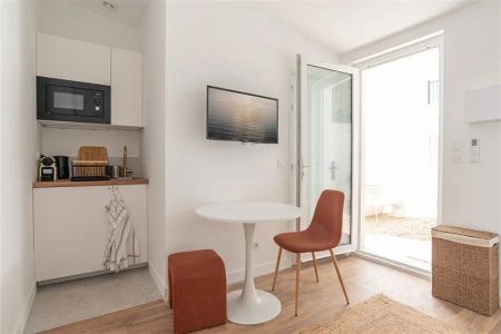 Studio privatif – R-1 avec extérieur - Photo 5