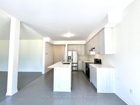 For Lease - 126 Gildersleeve Boulevard, Loyalist, Ontario - Photo 3