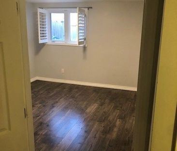 For Lease - 11 Whitbread Crescent, Ajax, Ontario - Photo 4