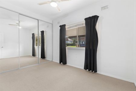 Worth an Inspection! - Photo 4