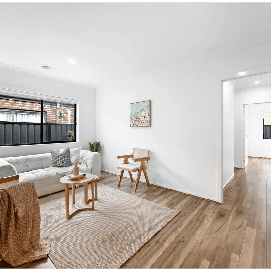 House So Nice, Even Your Plants Will Start Complaining if You Leave - Photo 1