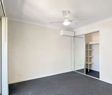 “Available Now! Modern Townhouse with Great Amenities” - Photo 3