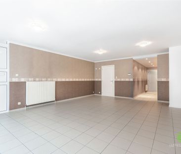 Gelijkvloers appartement met 1 slpk, gelegen in het centrum - Photo 1