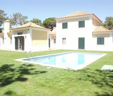 Cascais, Lisbon - Photo 2