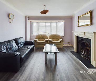 3 bedroom semi-detached house to rent - Photo 1