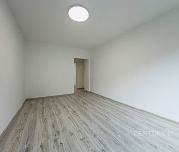 Pronájem bytu 2+1 55 m² - Photo 2