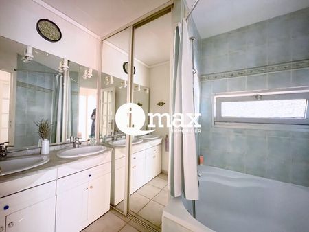 Location Appartement COURBEVOIE - - Photo 3