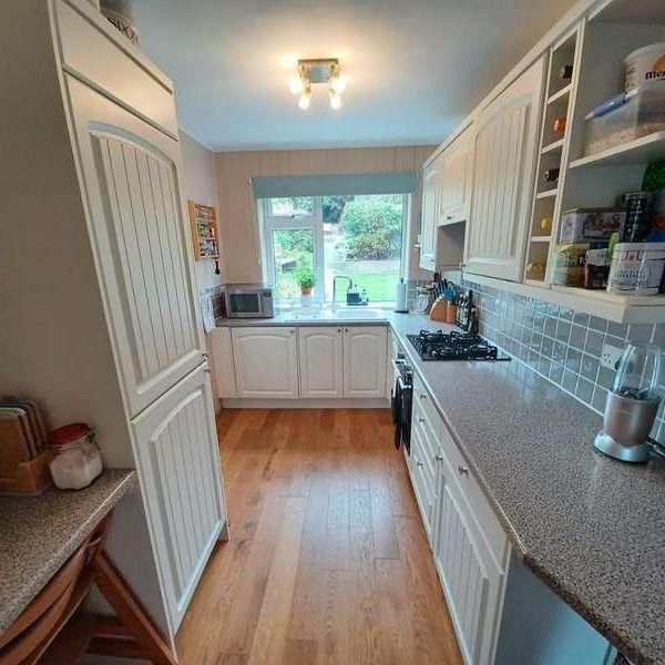 Greenacres, Bath, Somerset, BA1 - Photo 1