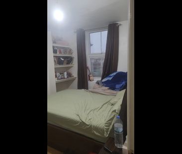 Room in a Shared House, Denmark Hill, SE5 - Photo 4