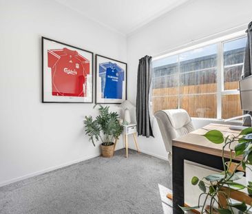 Central Living with a Backyard Bonus - Photo 5