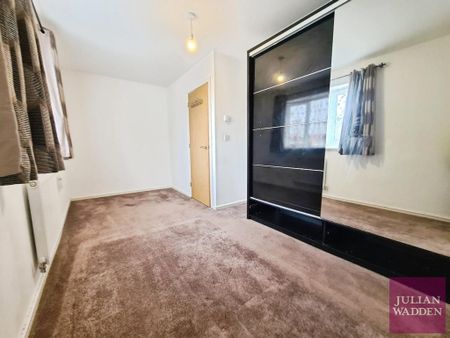 3 bedroom semi-detached house to rent - Photo 5