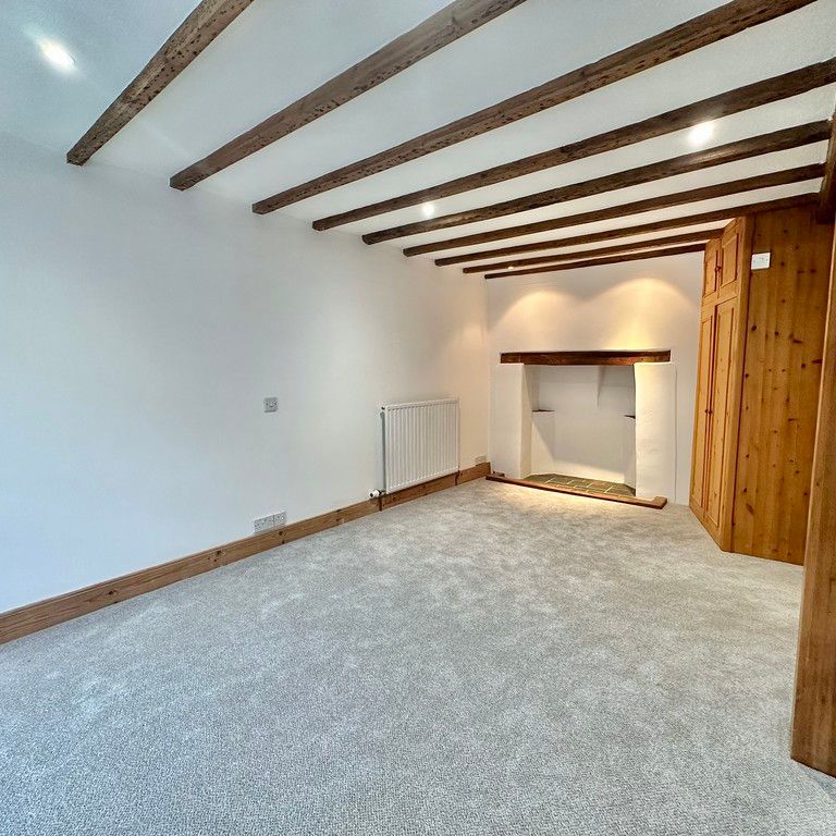 3 bedroom Three Bedroom Terraced House to rent - Photo 1