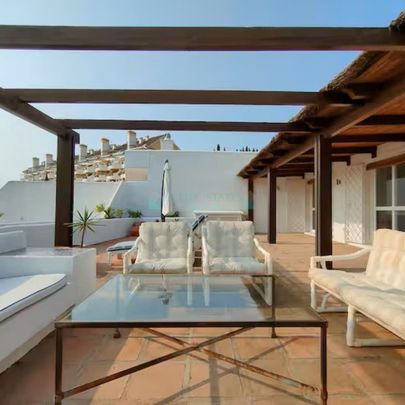 Penthouse for rent in Nueva Andalucia - Photo 1