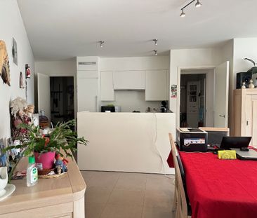 Appartement met 2 slaapkamers en een staanplaats - Photo 3