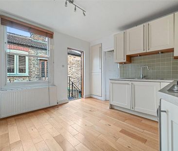 2 bedroom maisonette to rent - Photo 6