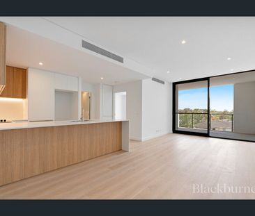 Luxury Living in East Village at Karrinyup: 2nd Floor Unit with Hig... - Photo 4