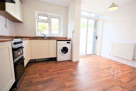3 bedroom house to rent - Photo 2
