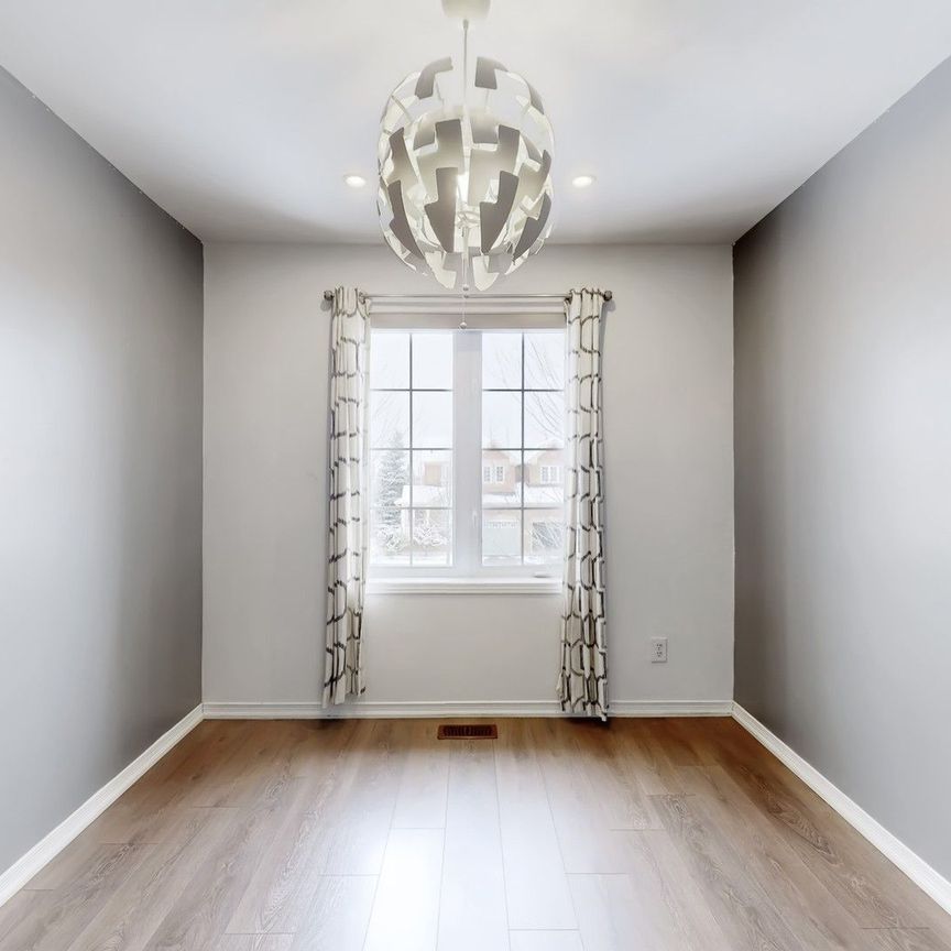 For Lease - 3941 Stardust Drive, Mississauga, Ontario - Photo 1