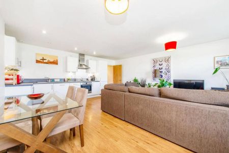 1 bedroom flat to rent - Photo 2