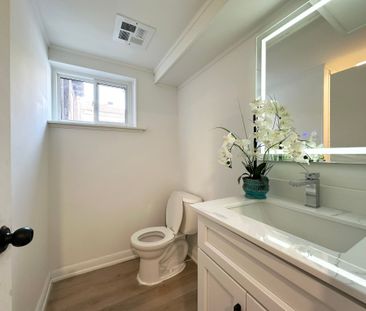 For Lease - 15 Nymark Avenue Unit# Bsmt, Toronto, Ontario - Photo 4