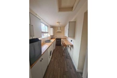Bulford Road, Wellington, Somerset, TA21 - Photo 5