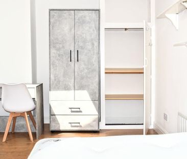 9 bedroom semi-detached house to rent - Photo 6