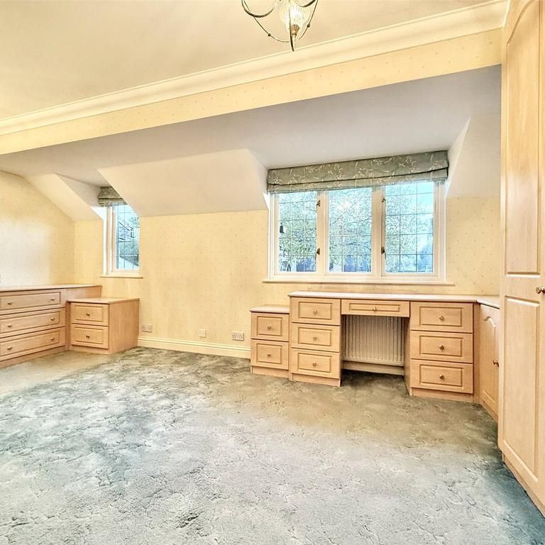 4 bedroom detached house to rent - Photo 1