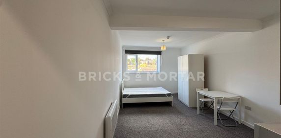 Room 6, Parkside, Park Row, Felling, Gateshead, NE10 9BP - Photo 2