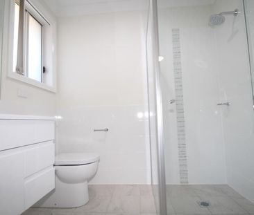 Stylish, modern and low-maintenance - Photo 5