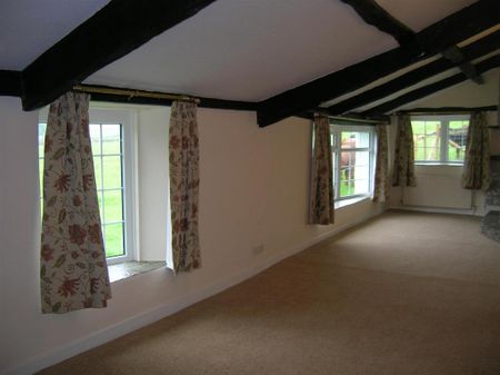 3 bedroom detached house to rent - Photo 4