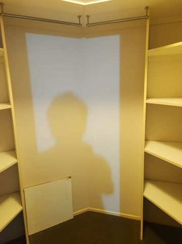 Master Bedroom to Rent - Photo 5