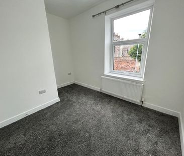 2 bedroom house to rent - Photo 2