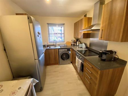 1 bedroom apartment to rent - Photo 2
