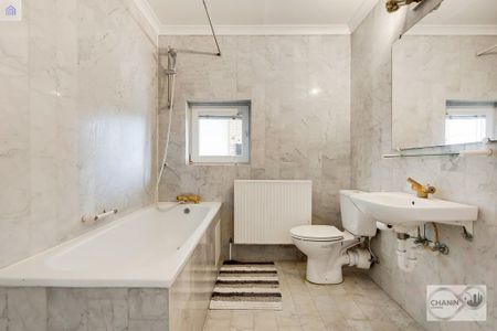 1 bedroom in a flat share to rent - Photo 4