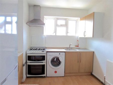 1 bedroom flat to rent - Photo 3