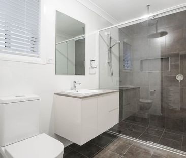 Low Maintenance Family Home! - Photo 1