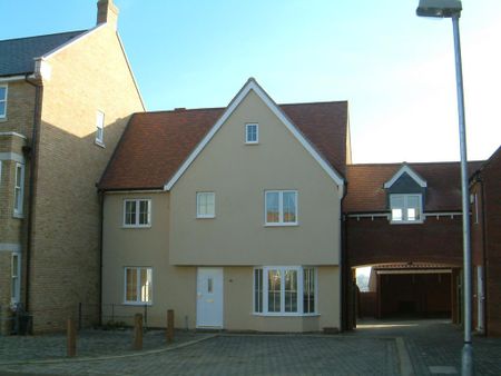 3 bedroom semi-detached house to rent - Photo 2