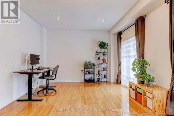 51 LEBOVIC DRIVE - Photo 1