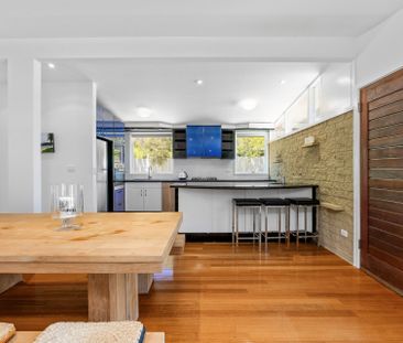 732 Melbourne Road , - Photo 1